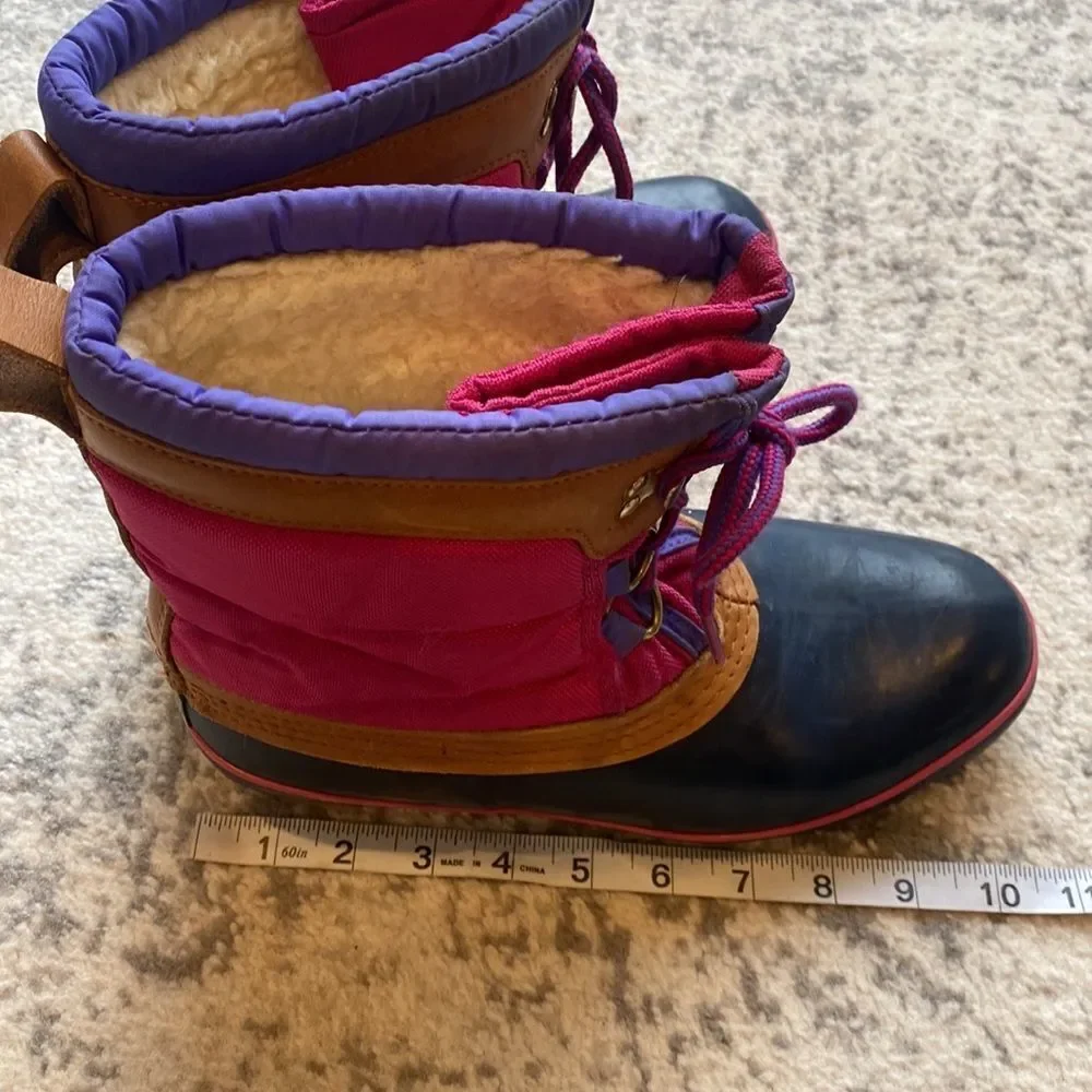 Vtg Made in Korea Lands End duck boots EUC navy pink purple with brown leather